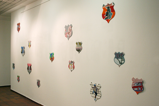 Wappen/Installation zur arte regionale4 in der Kunsthalle Dominikanerkirche